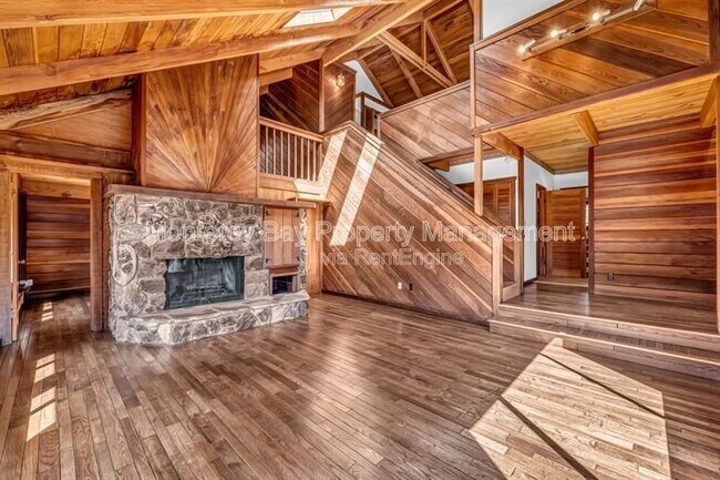 Building Photo - 137 E Carmel Valley Rd