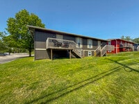 Building Photo - 1015 W Ash St