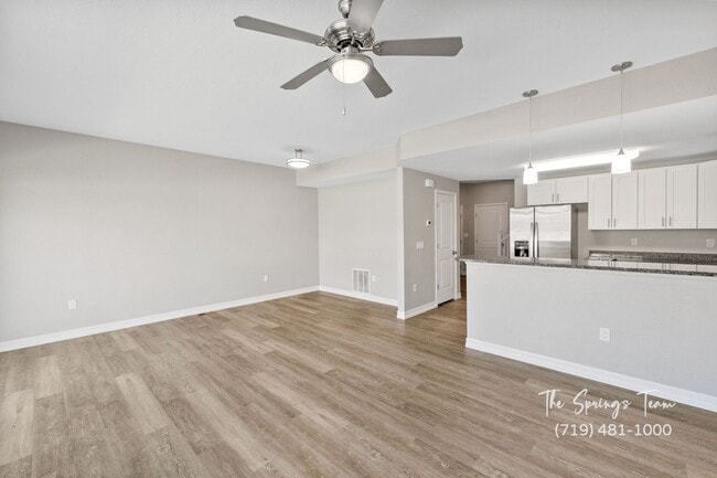 Building Photo - LUXURY 3BR TOWNHOME IN THE VILLAS AT NORTH...