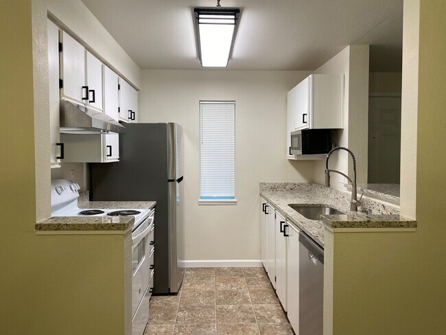 Building Photo - 215 100th St SW