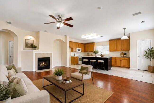 Building Photo - 5402 Rosehaven Ct