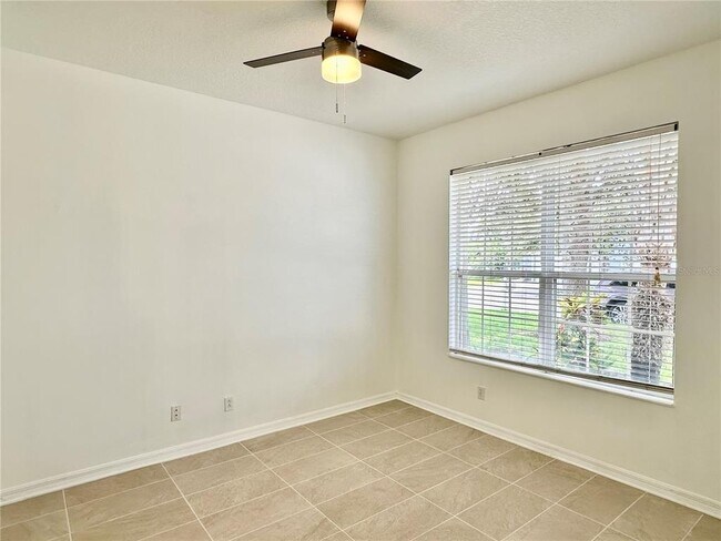 Building Photo - 5223 58th Terrace E