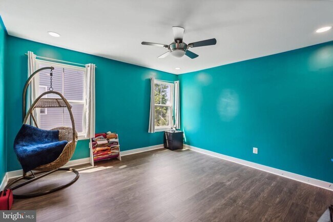 Building Photo - 11281 Wheeler Ridge Dr