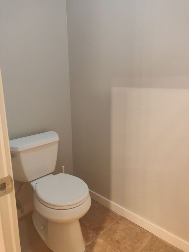 Building Photo - Stunning 4x2 with all bedrooms on the main...