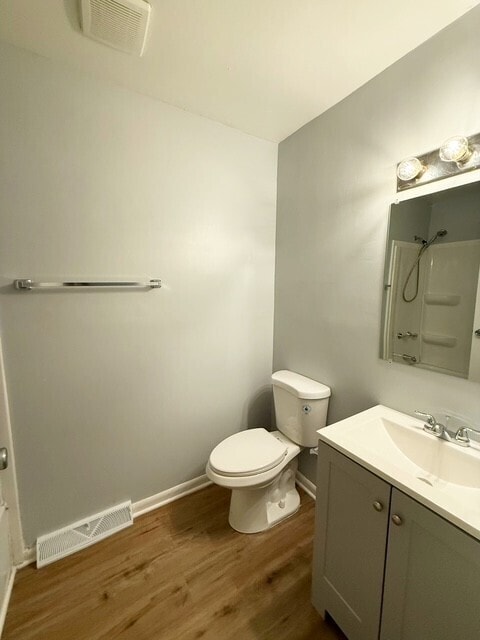 Building Photo - 4651 Crestview Ave