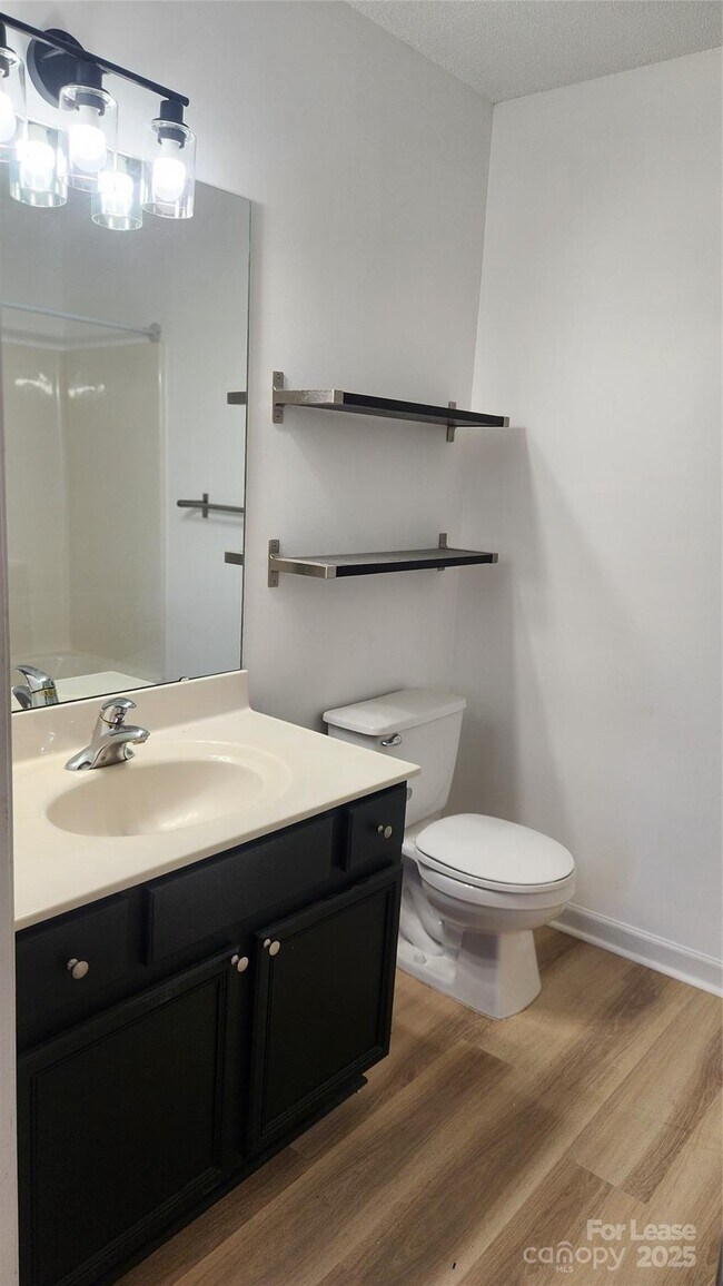 Building Photo - 110 Steam Engine Dr