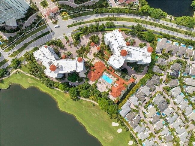 Building Photo - 19900 E Country Club Dr