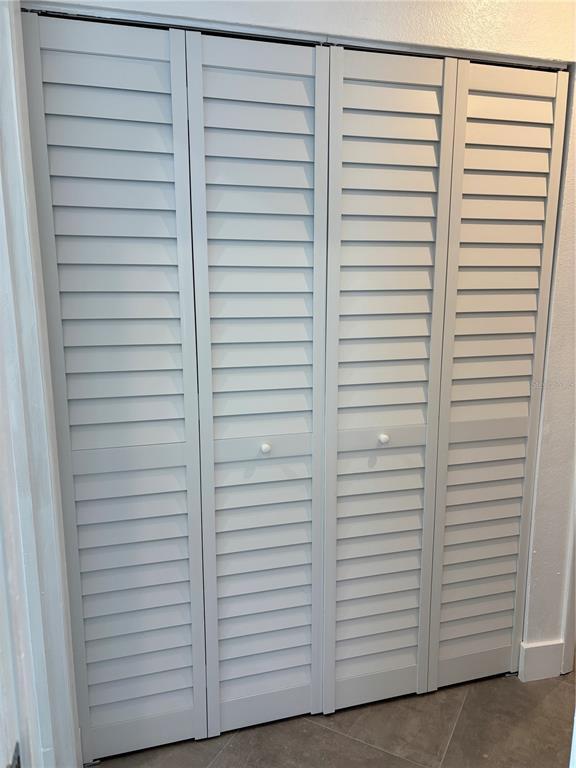 Building Photo - 5815 Erin Ln S