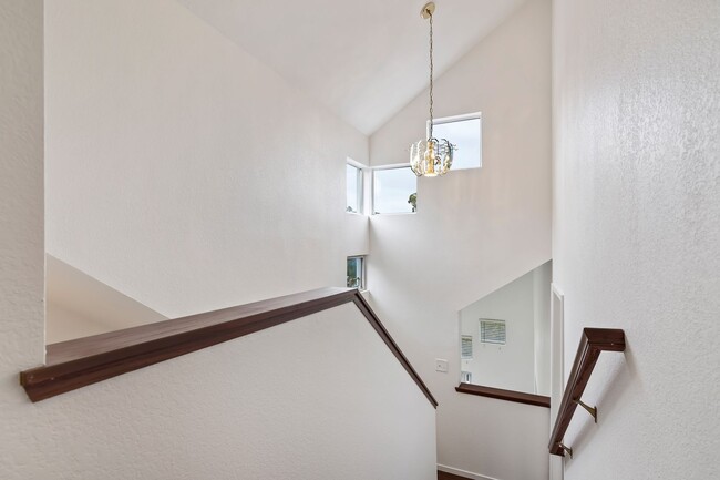 Building Photo - Stunning TriLevel Home, Walk to Cal State ...