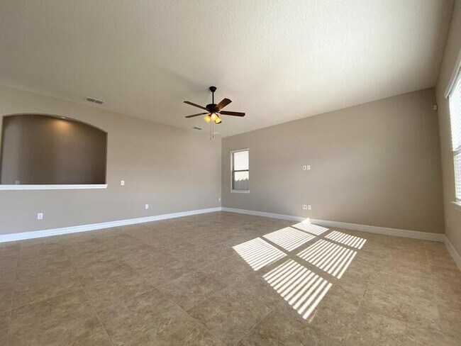 Building Photo - 11316 Lemon Lake Blvd