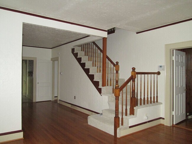 Building Photo - Granby Park