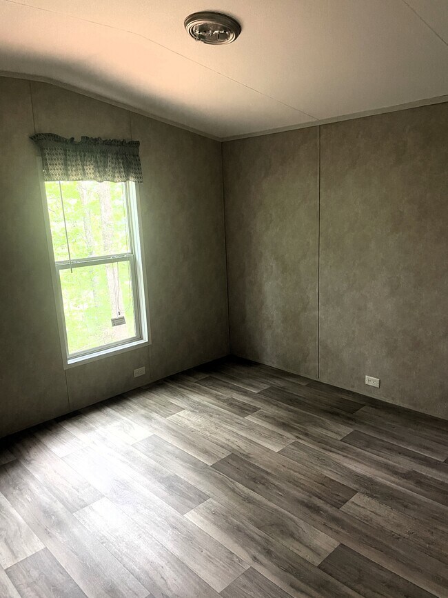 Building Photo - 211 Wauka Ridge Rd