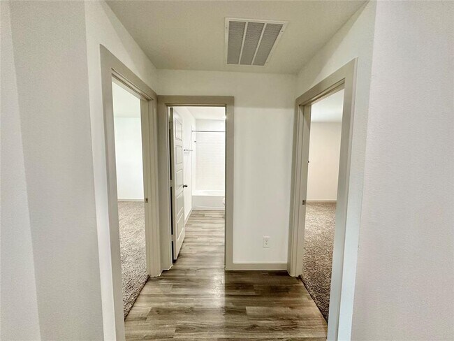 Building Photo - 1107 Curly Angora Ct