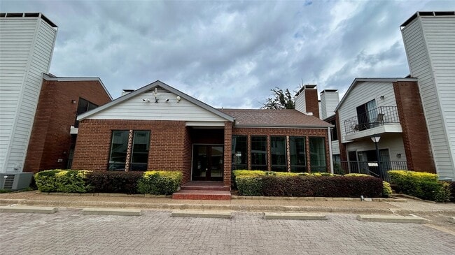 Building Photo - 5100 Verde Valley Ln