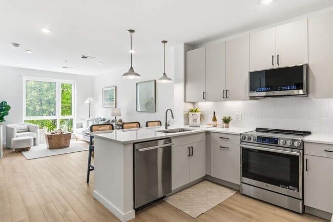 Building Photo - The Sage Portsmouth | Upscale 1BR Living | Luxury Amenities Included