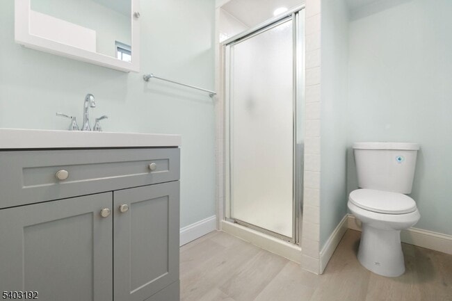 Building Photo - 19 Cooper Dr