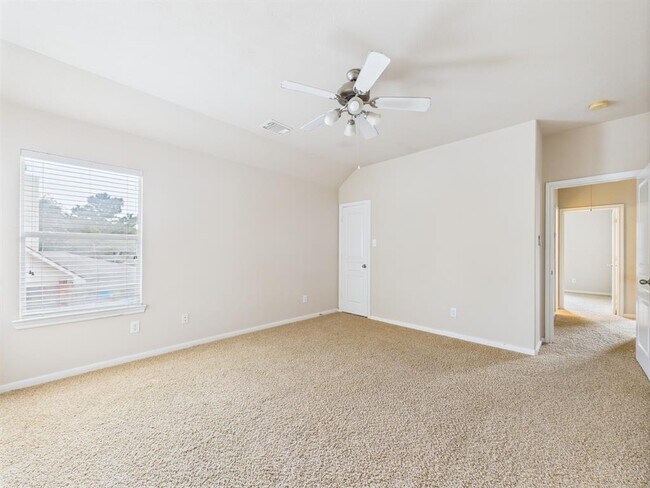 Building Photo - 26306 Shady Walk Ln