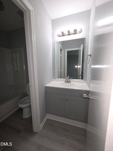 Building Photo - 5893 Shady Grove Cir
