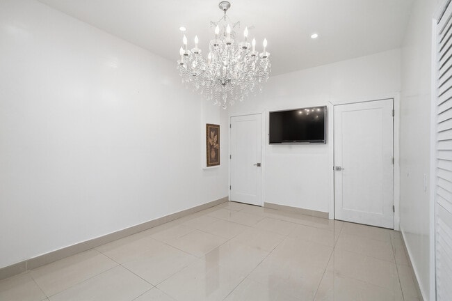 Building Photo - 3790 Piedmont St