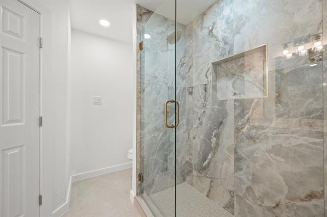 Building Photo - 3014 Kathleen Ln