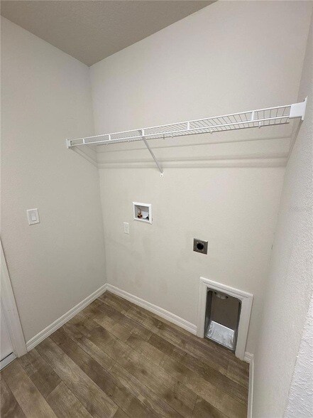 Building Photo - 15415 SW 34th Ave
