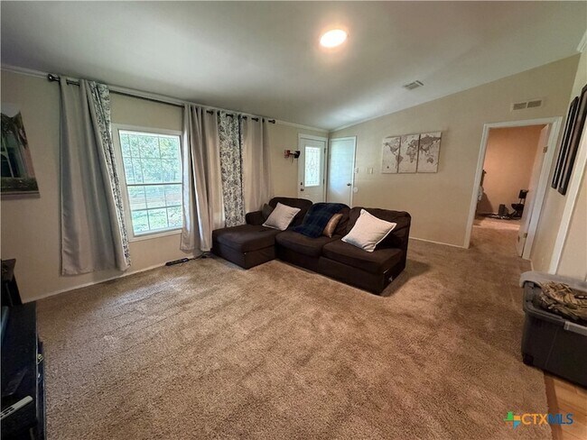Building Photo - 1707 Pontotoc Trce