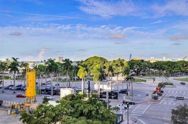 Building Photo - 244 Biscayne Blvd