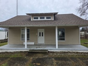 Building Photo - Spacious 2-Bedroom, 1-Bathroom Home – $1,300/Month | Move-In Special Available