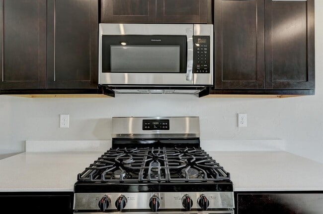 Building Photo - 11832 KAMERON Wy