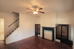 Building Photo - 720 West St