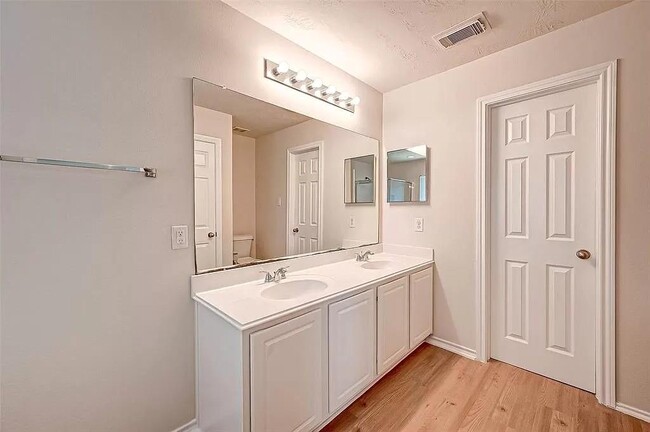 Building Photo - 25218 Boulder Bend Ln
