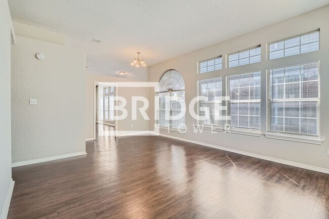 Building Photo - 5908 Firethorn Dr
