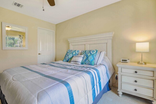 Building Photo - 39795 Regency Way