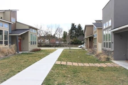 Building Photo - 2825 N. Cajun Ln.