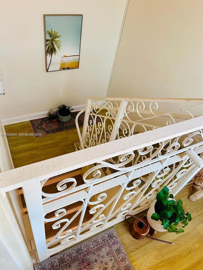 Building Photo - 1227 Euclid Ave