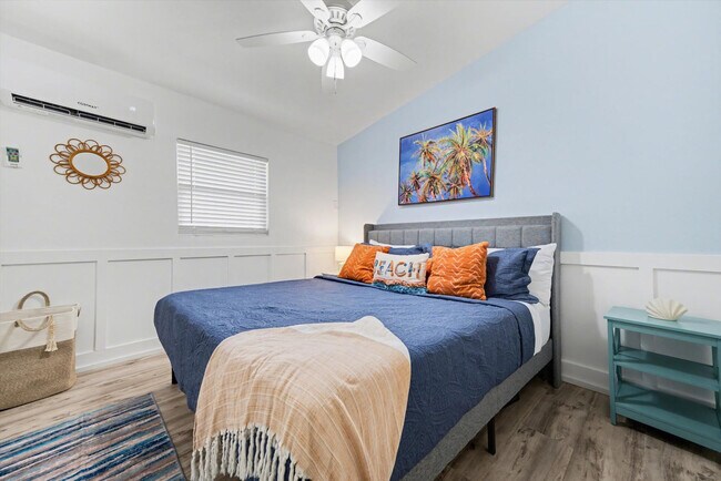 Building Photo - 711 E Gulf Blvd