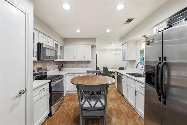 Building Photo - 1117 Glyndon Dr