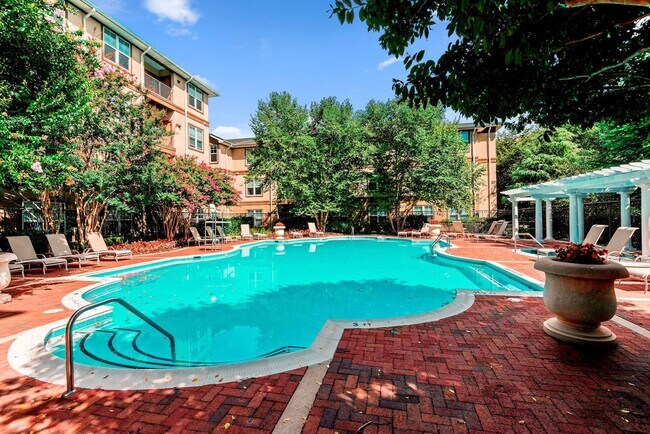 Building Photo - 1 Bed 1 Bath - North Bethesda Condo - 1 Reserved Parking Space
