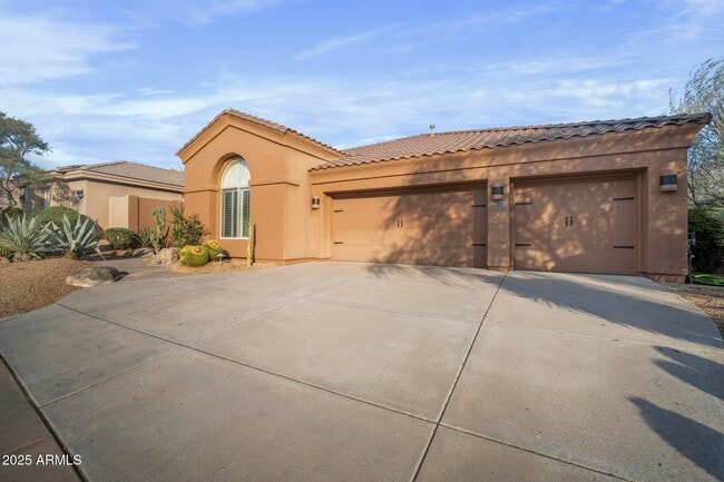 Building Photo - 9359 E Cavalry Dr