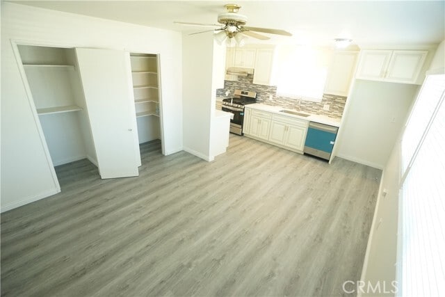 Building Photo - 19524 Gravina St