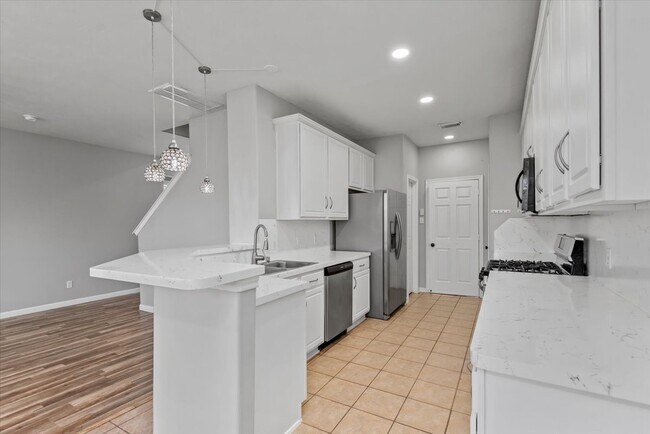 Building Photo - 71 Summer Haze Cir