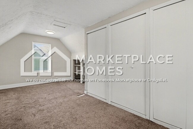 Building Photo - 23115 Tawas Ave