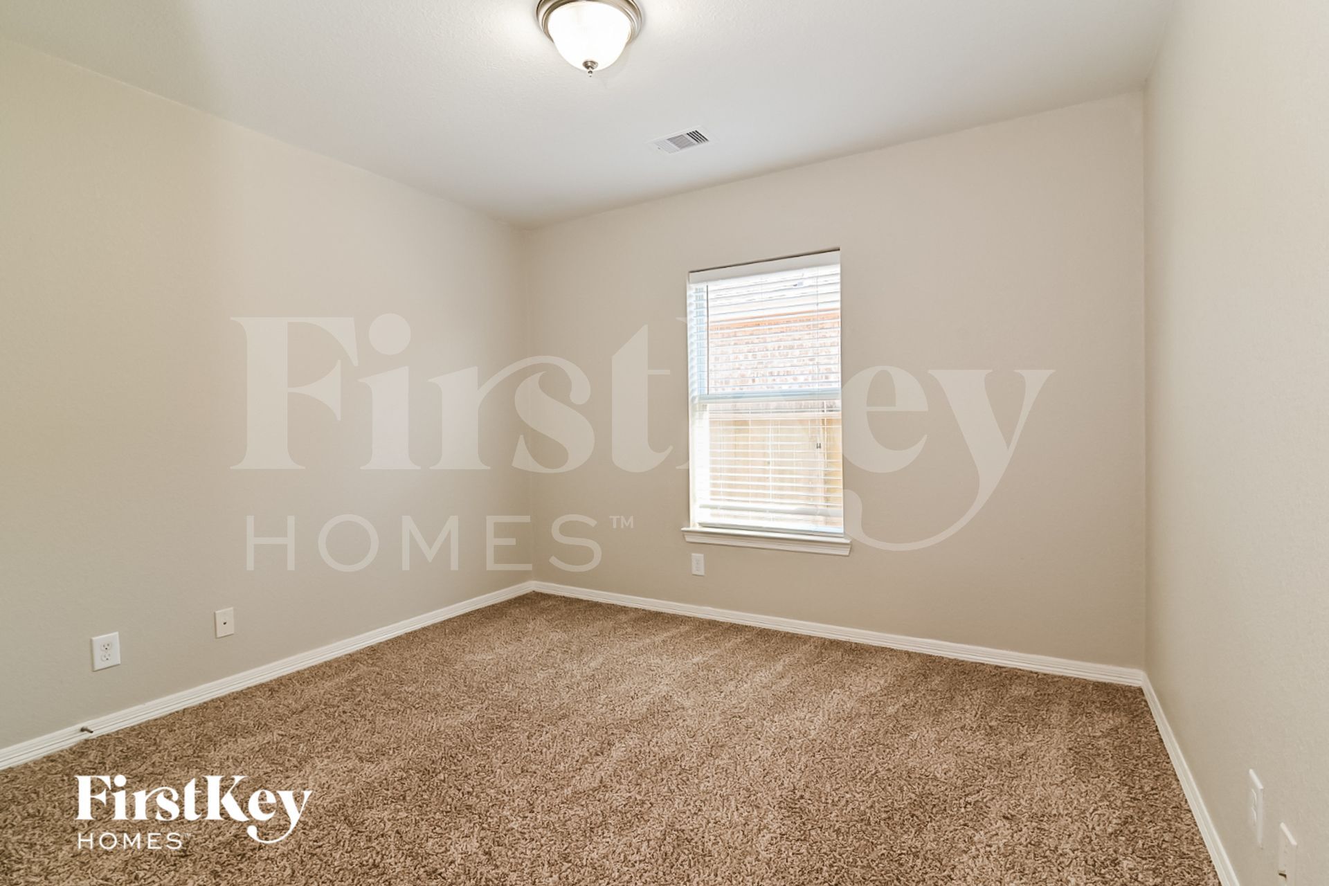 Building Photo - 9907 Clanton Pines Dr