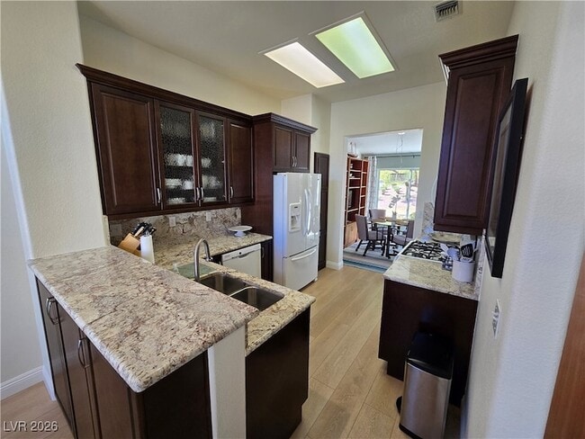 Building Photo - 10105 Hunter Springs Dr