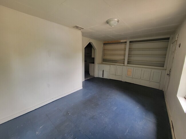 Building Photo - 1290 Henson Ln