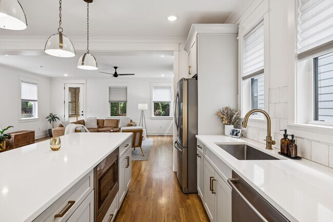 Building Photo - Great East Nashville house-close to 5 Poin...
