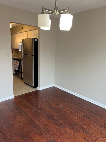 Building Photo - 3660 Walden Dr