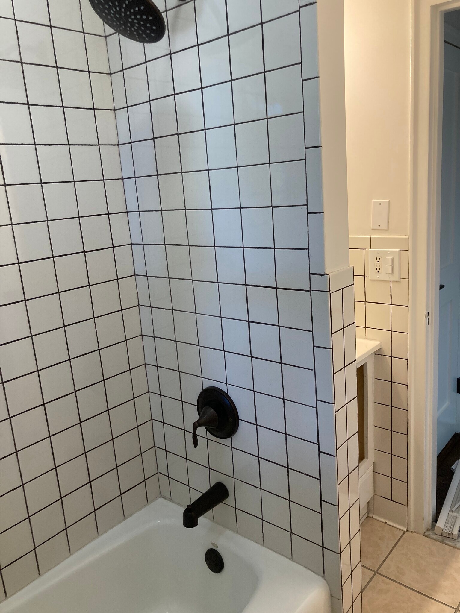 Building Photo - 100 Woodside Grn