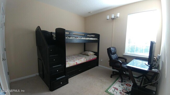 Building Photo - 12192 Chaseborough Way