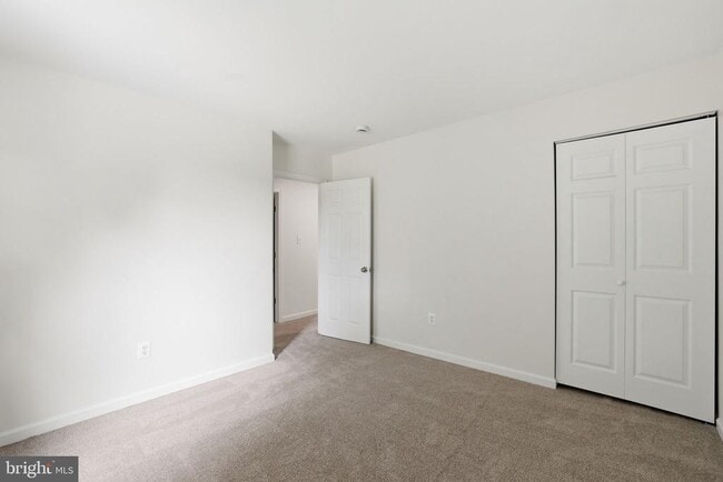 Building Photo - 9113 Bramble Bush Ct